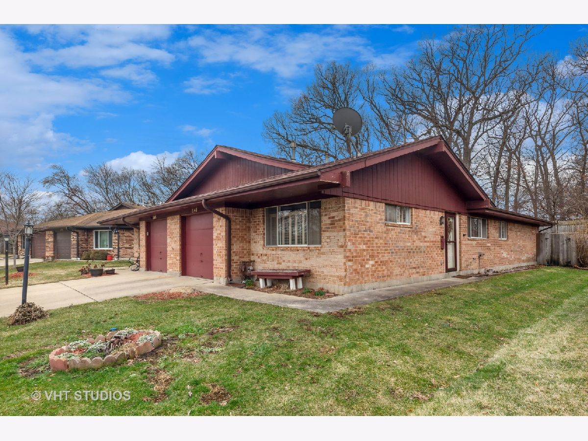 Townhomes & Homes Sold Belaire Manor Streamwood Illinois, 1144 Fulton