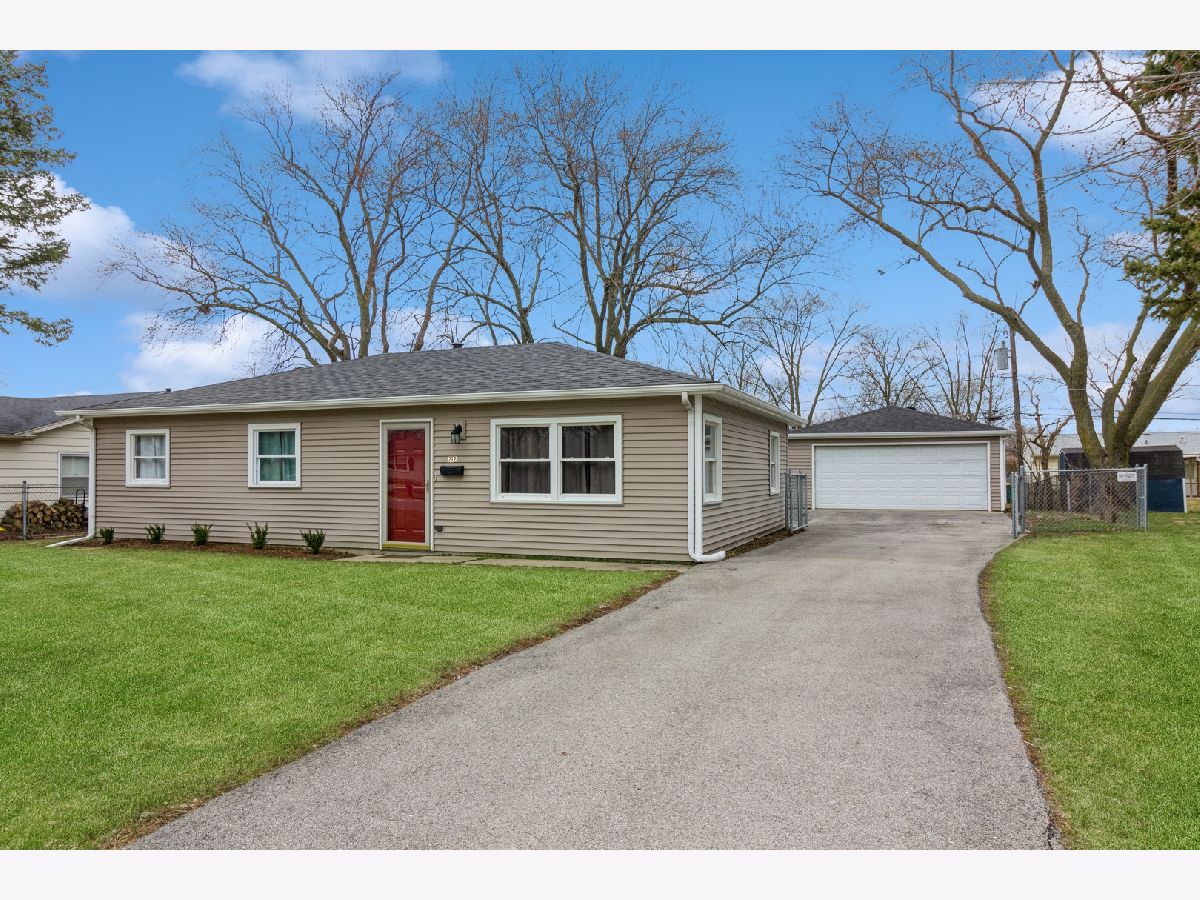 Homes Rented Butterfield Heights North Aurora Illinois, 212 Arrowhead