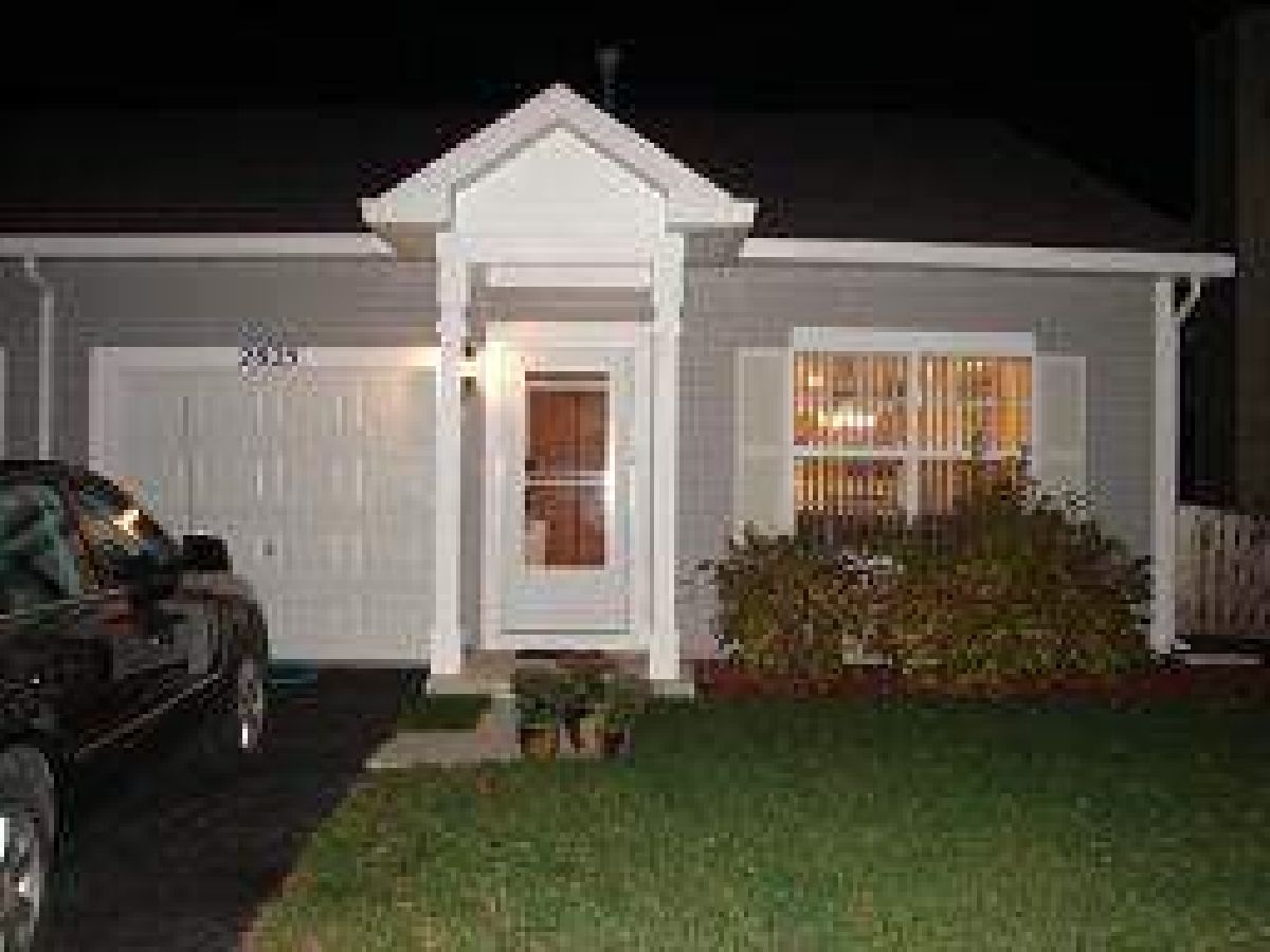 Townhomes & Homes Rented Lakewood Creek Montgomery Illinois, 2825 Oakmont