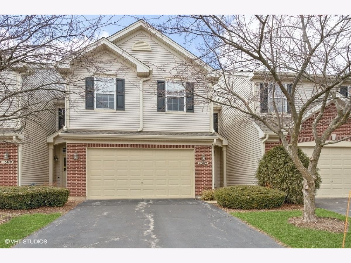 Townhomes & Homes Sold Willoughby South Algonquin Illinois, 2302 Sandy Creek