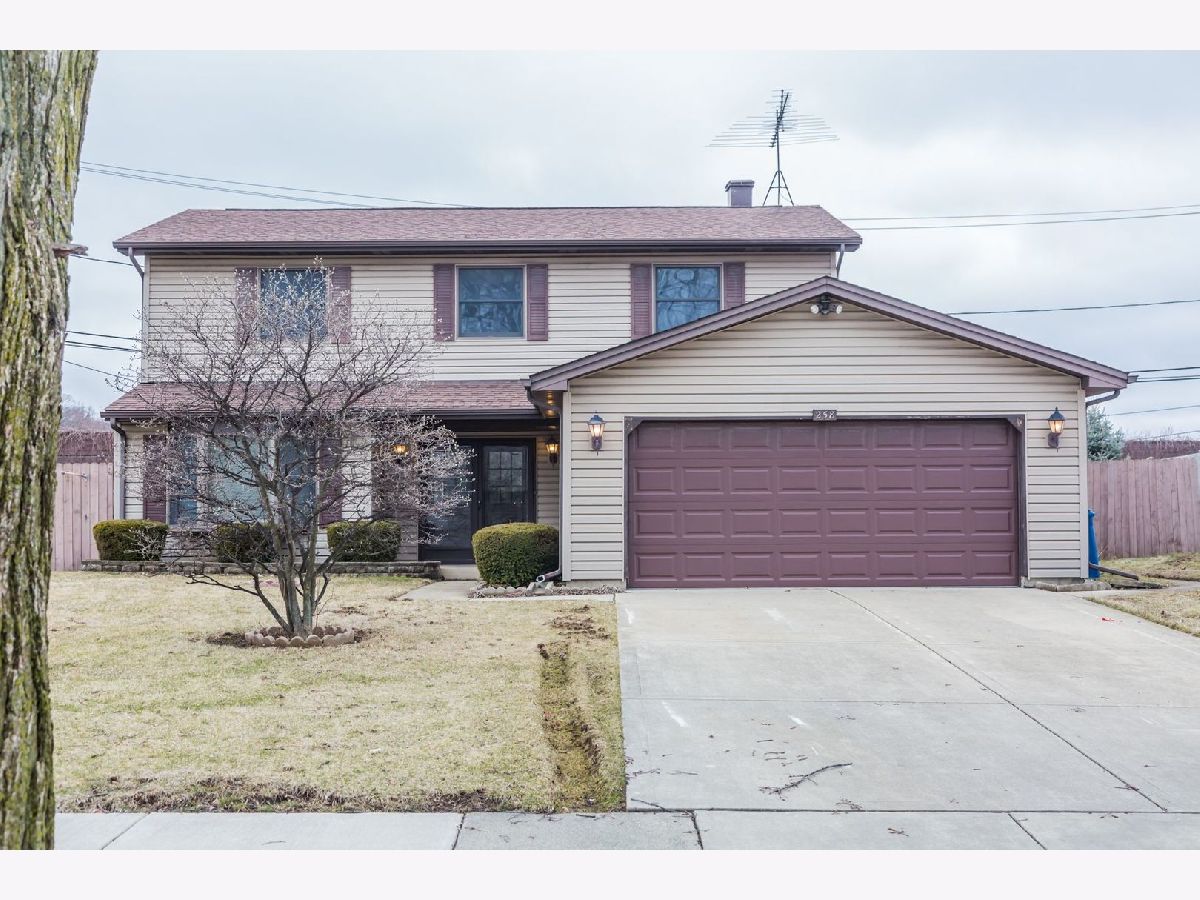 Homes Sold Park Place West Bartlett Illinois, 258 Elmwood