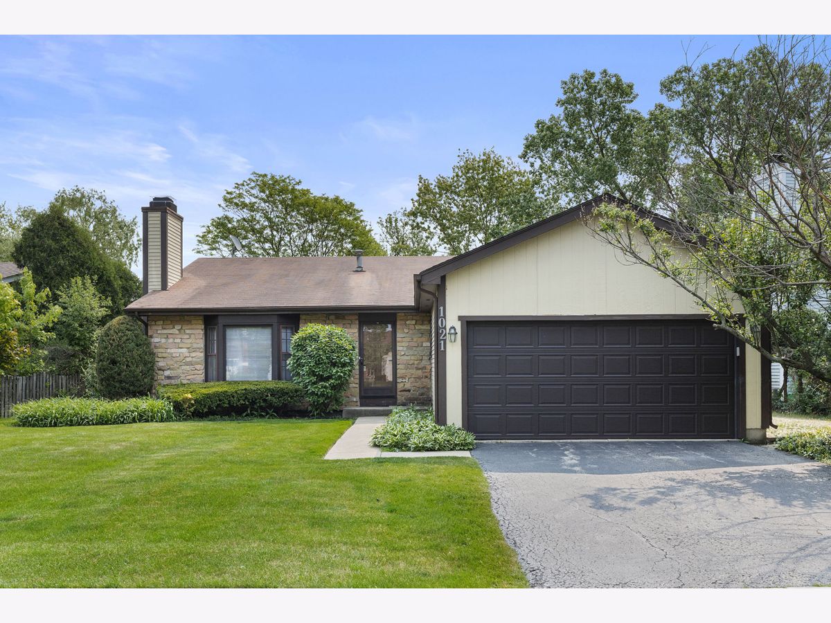 Homes Rented Ashford Westmont Illinois, 1021 Fordham