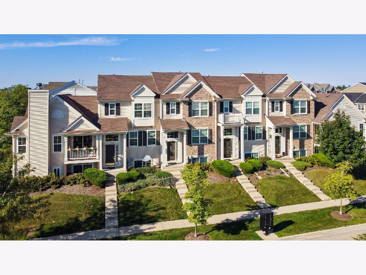 Homes & Townhomes Rented Symphony Meadows Volo Illinois, 230 Niagara