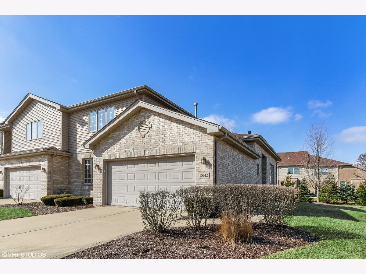 Townhomes Sold Chestnut Ridge Tinley Park Illinois, 18142 Bramlett