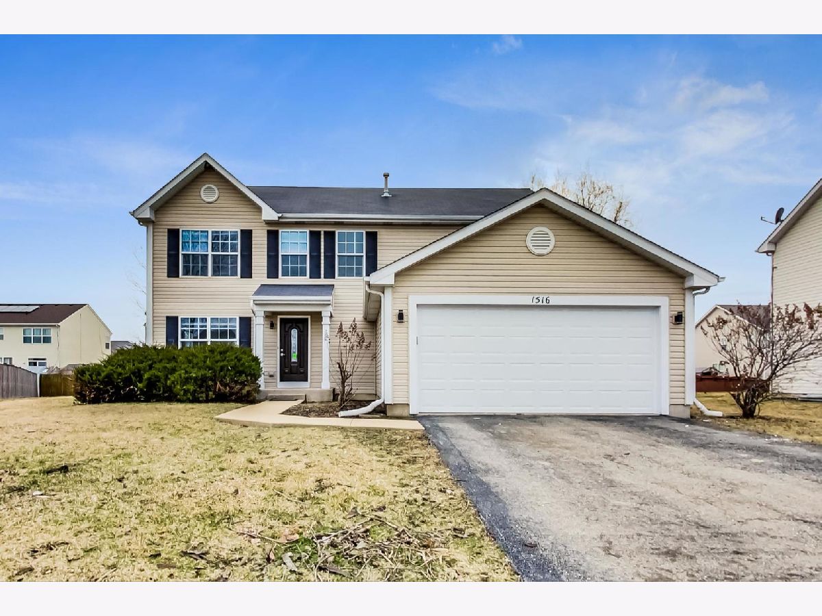 Homes Sold Theodore's Crossing Joliet Illinois, 1516 Cambria