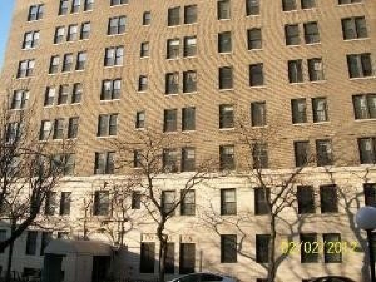Condominiums Sold Park Edgewater Chicago Illinois, 6101 Sheridan