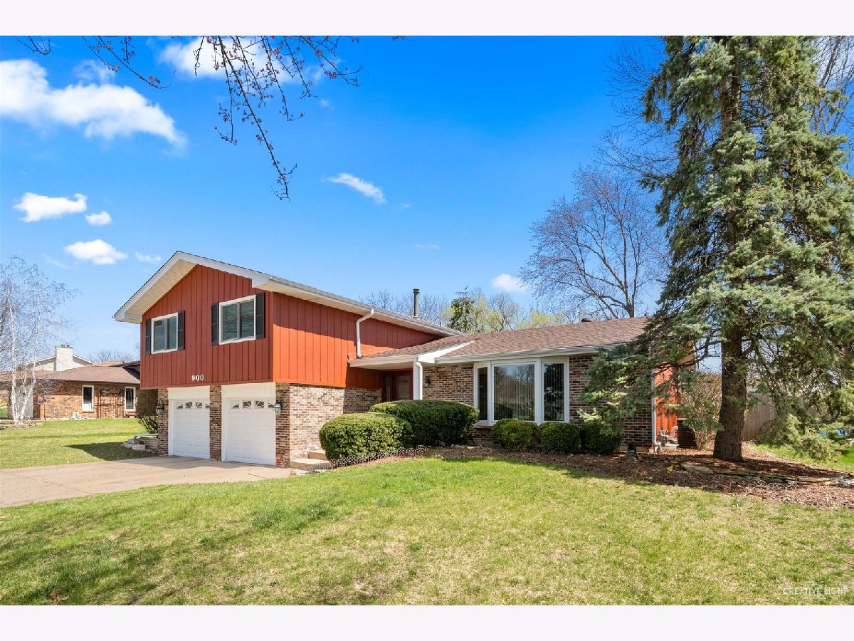 Homes & Condos & Townhomes Sold River Oaks Shorewood Illinois, 900 Caprice