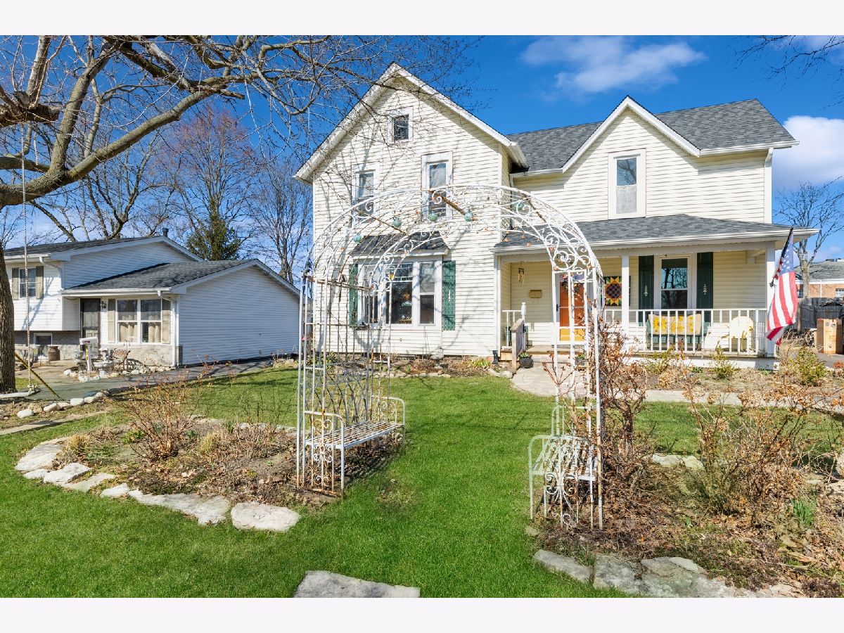Homes Sold Hubbard Woods Wauconda Illinois, 113 Maple