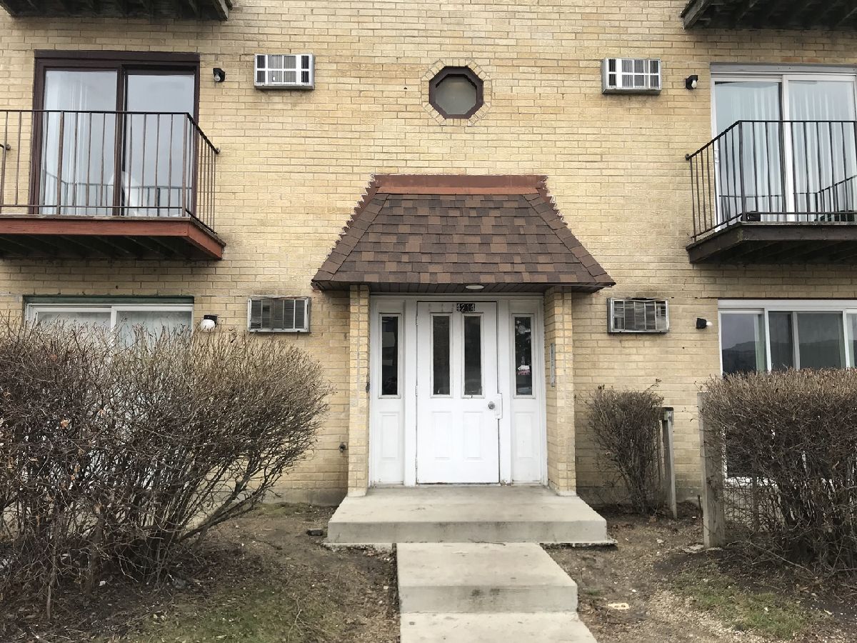 Condominiums Rented Stone Creek Arlington Heights Illinois, 4214 Bonhill