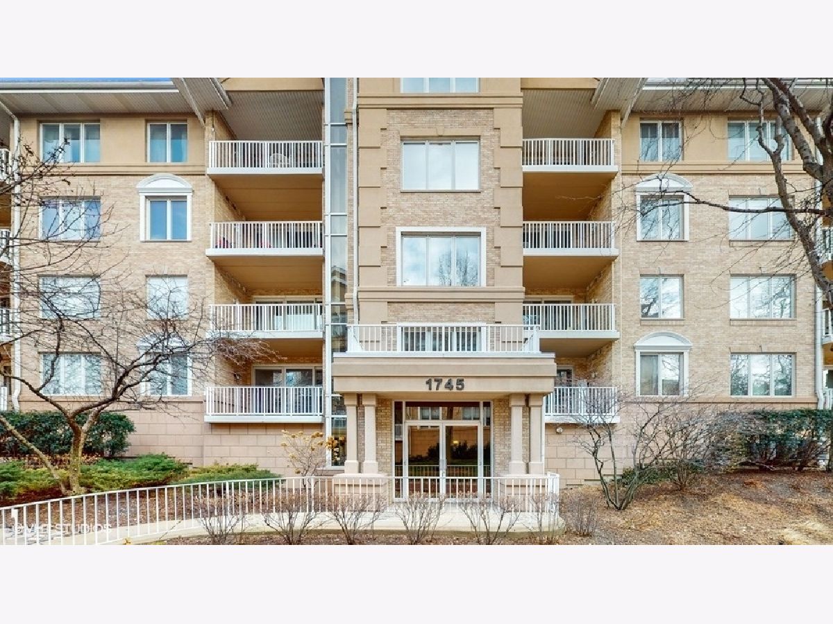 Condos & Townhomes Sold Park Ridge Pointe Park Ridge Illinois, 1745 Pavilion