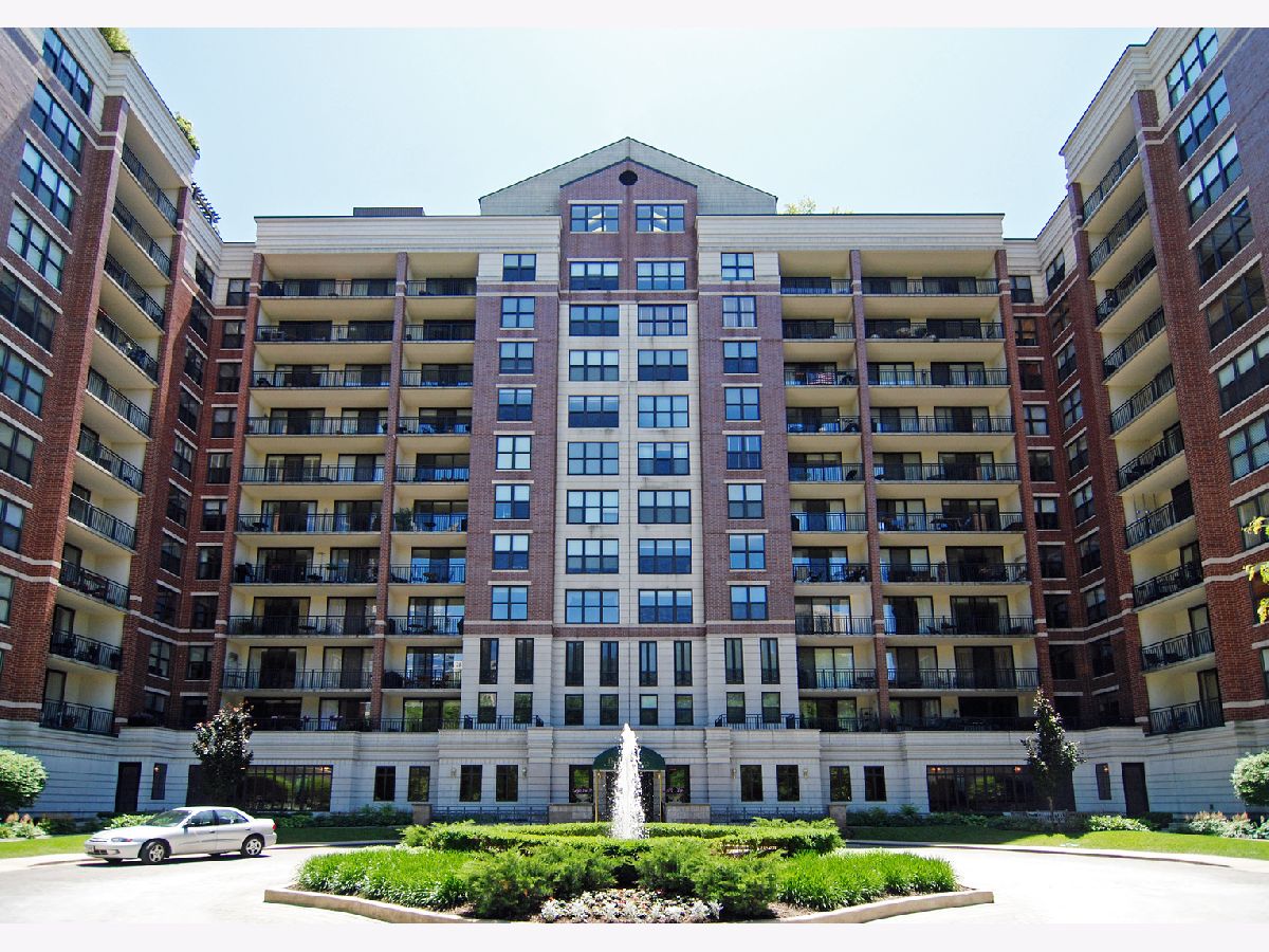 Condominiums Sold Park Newberry Chicago Illinois, 55 Delaware