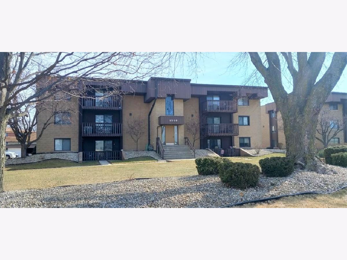 Condominiums Sold Rock Run Terrace Crest Hill Illinois, 1500 Rock Run