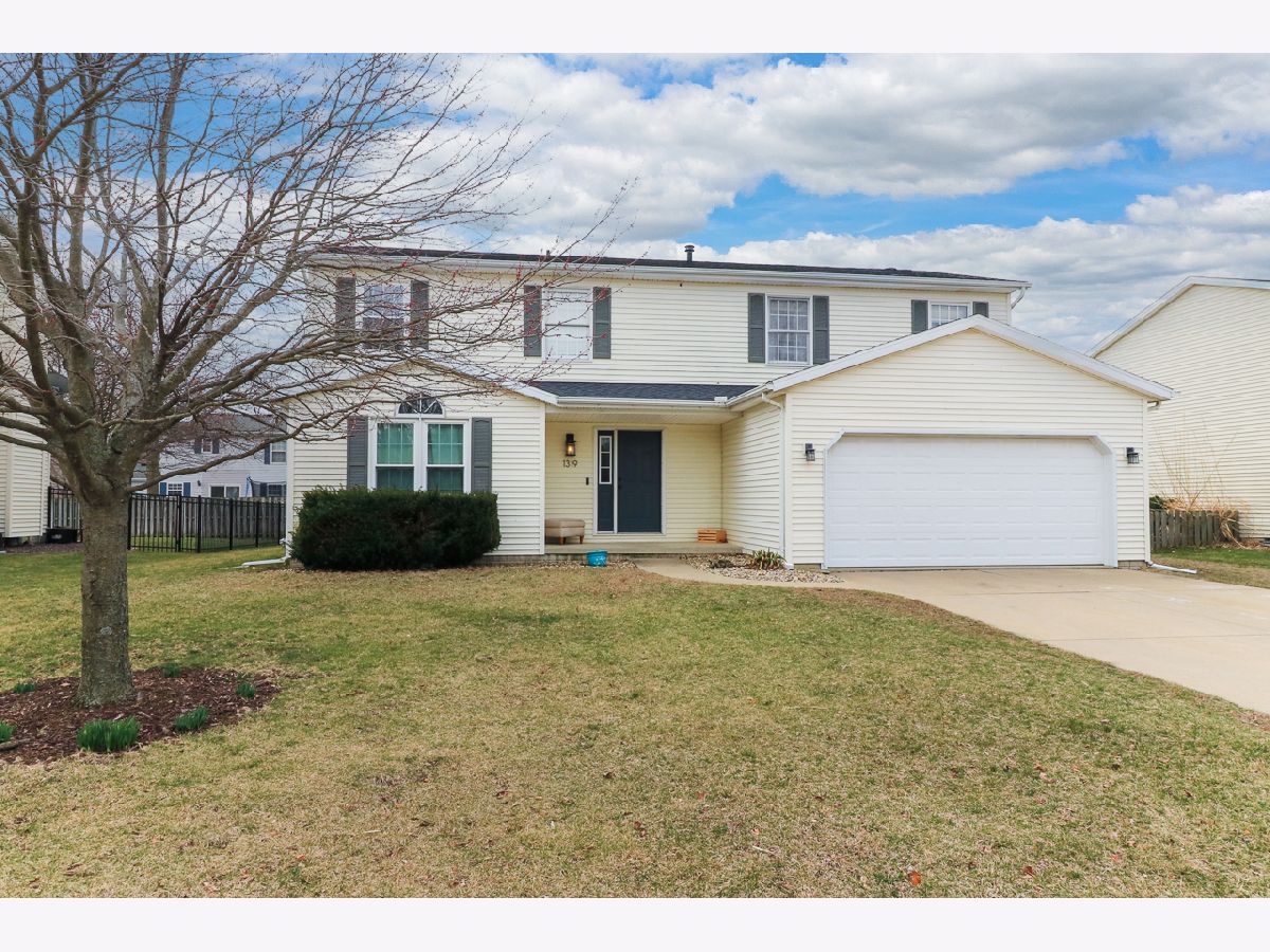 Homes & Condos & Townhomes Sold Tramore Normal Illinois, 1319 Limerick