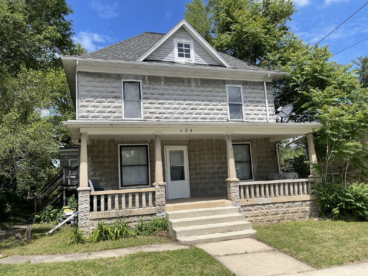  Sold Burlington Illinois, 124 Center