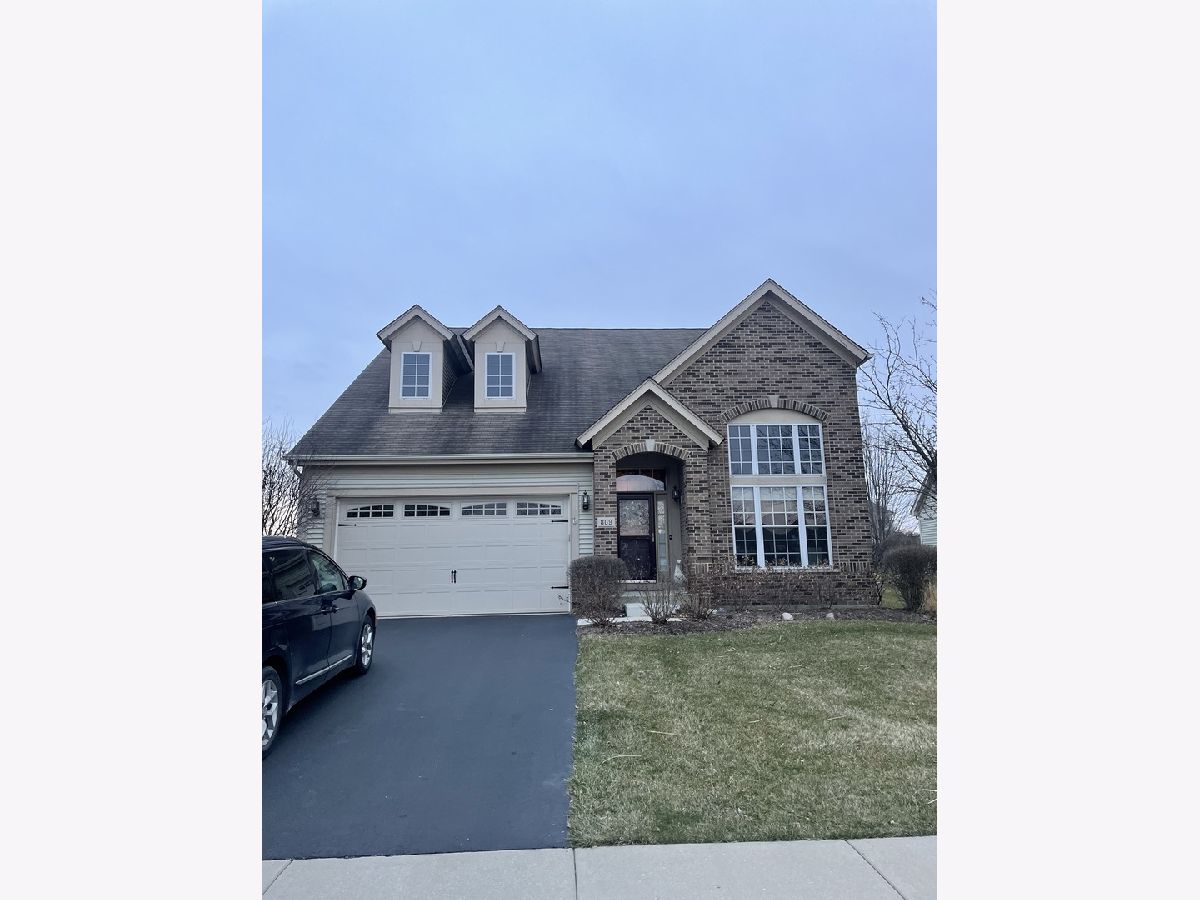 Homes Sold The Villas At Southbury Village Oswego Illinois, 809 Canton