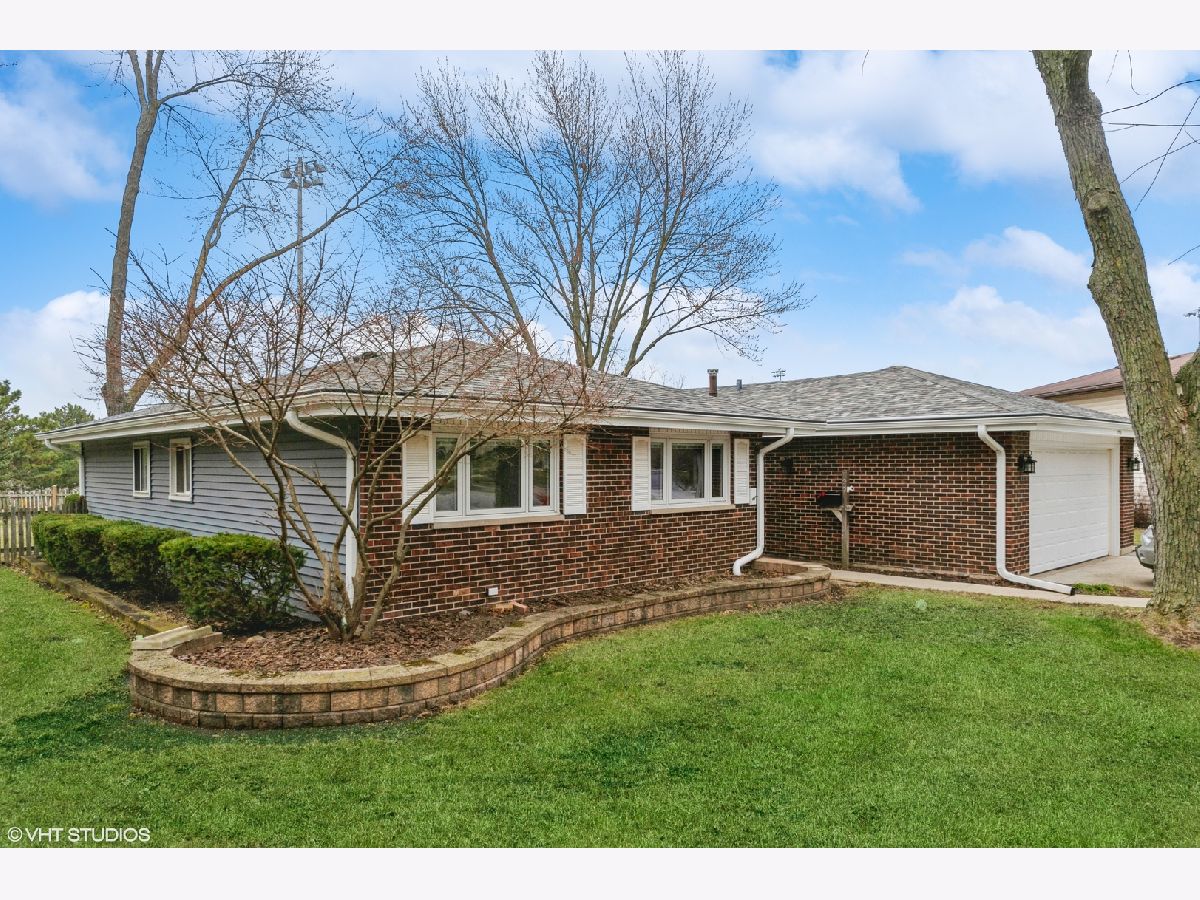Homes Sold Timbercrest Woods Schaumburg Illinois, 125 Sumac