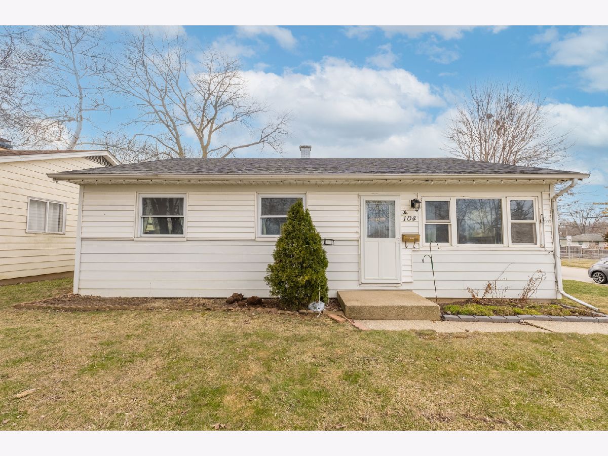 Homes Sold Cardinal Terrace Mundelein Illinois, 104 Lake