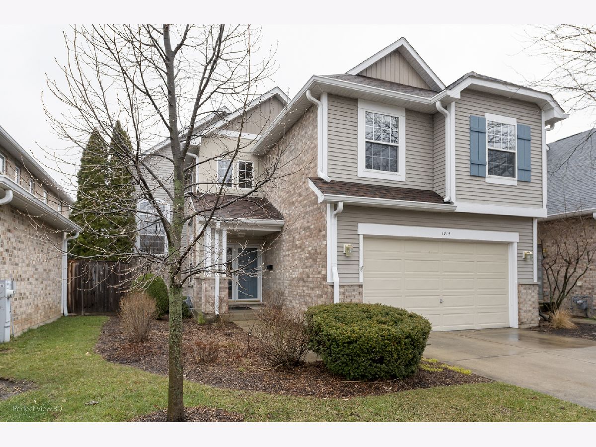 Townhomes & Condos & Homes Sold Berkshire Oakbrook Terrace Illinois, 1715 Astor