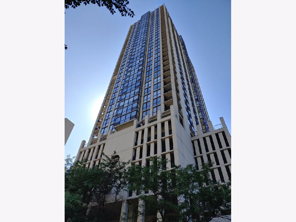 Condominiums Sold Elm At Clark Condos Chicago Illinois, 1122 Clark