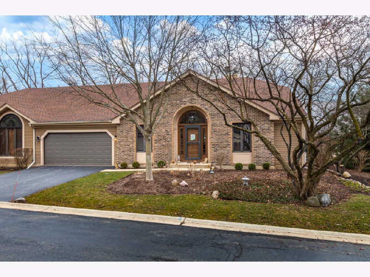 Condos & Townhomes & Homes Sold Spring Oaks Elgin Illinois, 1 White Oak