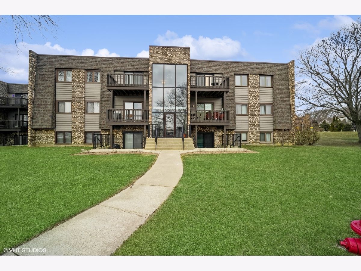 Condominiums Sold Drake Terrace Wheaton Illinois, 1464 Stonebridge