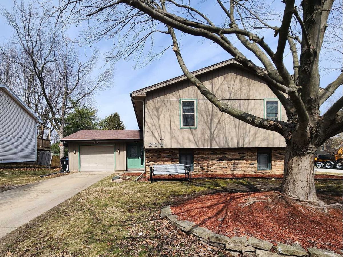 Homes & Condos & Townhomes Sold Bunker Hill Normal Illinois, 200 Orlando