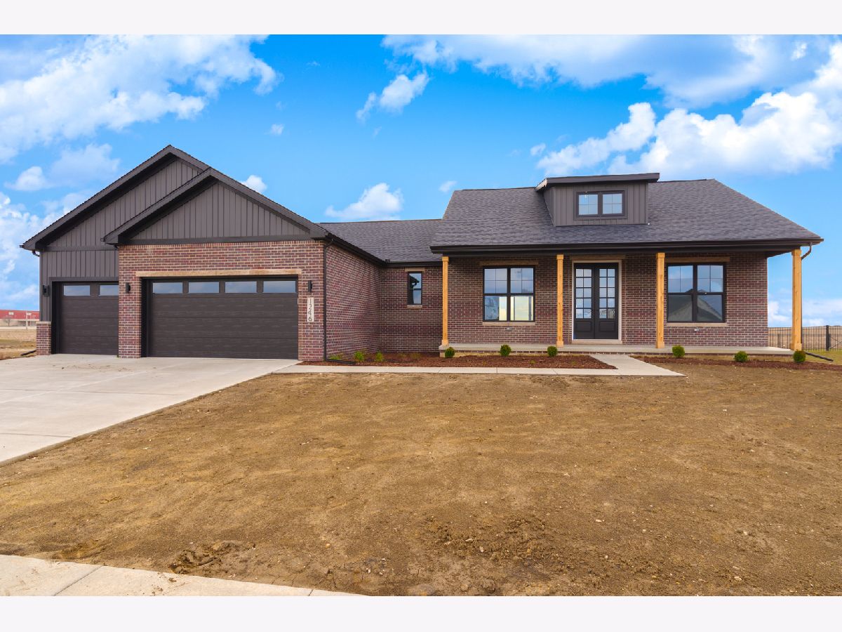 Homes & Condos & Townhomes Sold Vineyards Normal Illinois, 1246 Silver Oak
