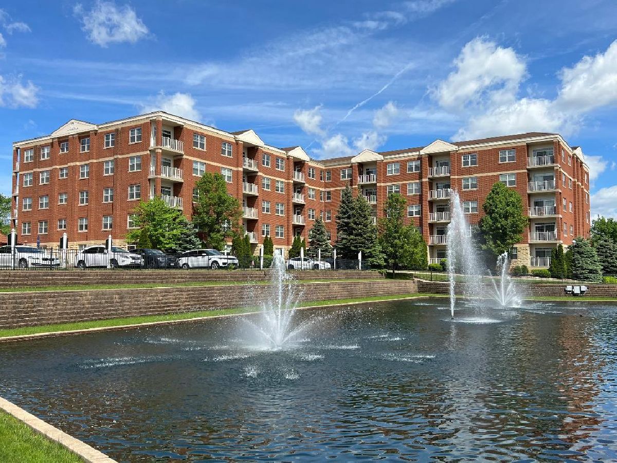 Condominiums Sold One Itasca Place Itasca Illinois, 1 Itasca