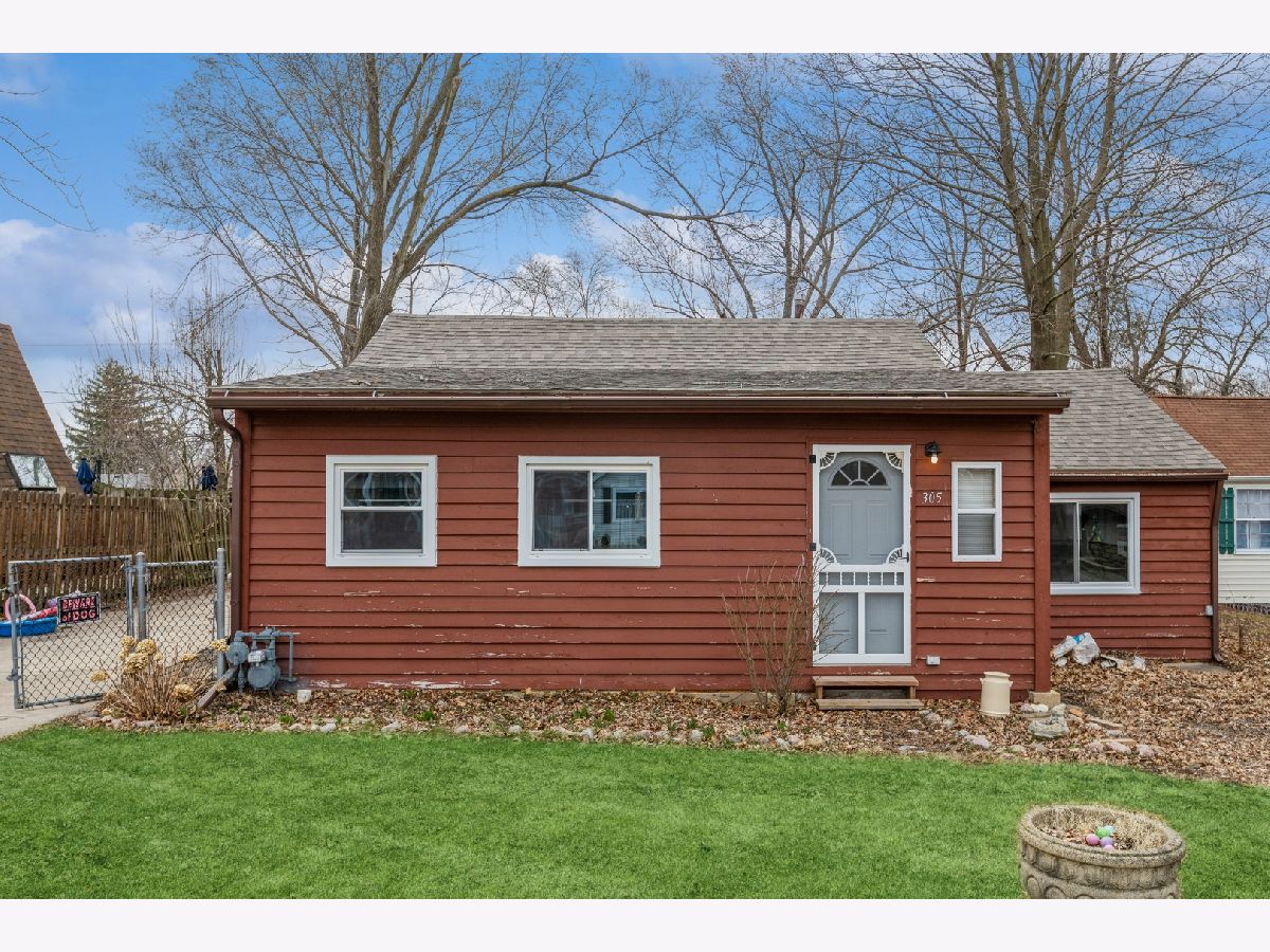Homes Sold Lith Estates Lake In The Hills Illinois, 305 Oakleaf