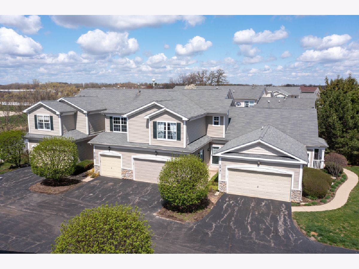Homes & Townhomes Sold Running Brook Farm Johnsburg Illinois, 2733 Kendall