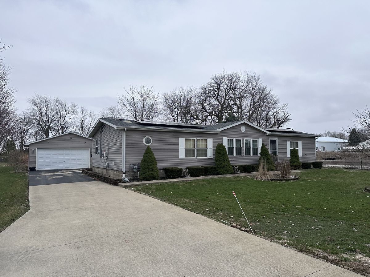  Sold Melvin Illinois, 112 Hunt