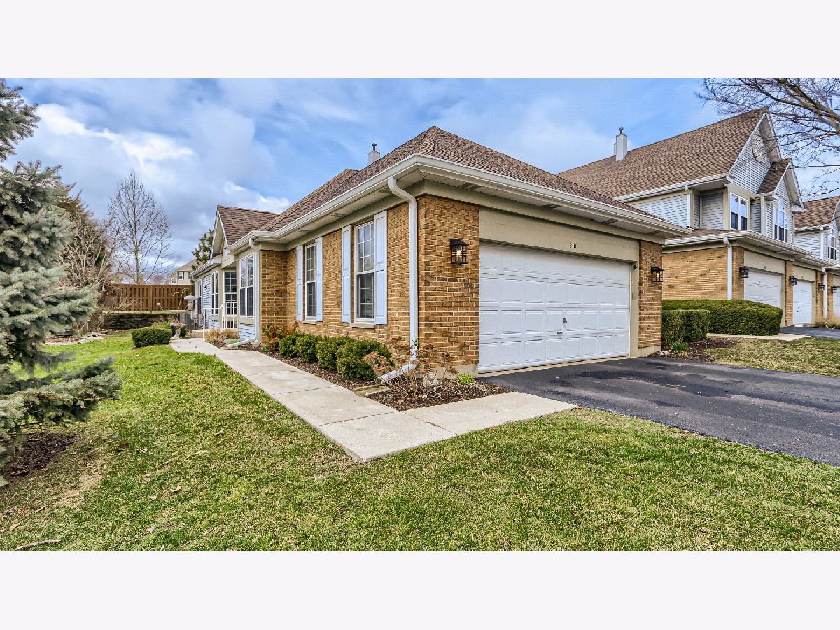 Townhomes Sold Columbine Glen Lombard Illinois, 310 Cimarron