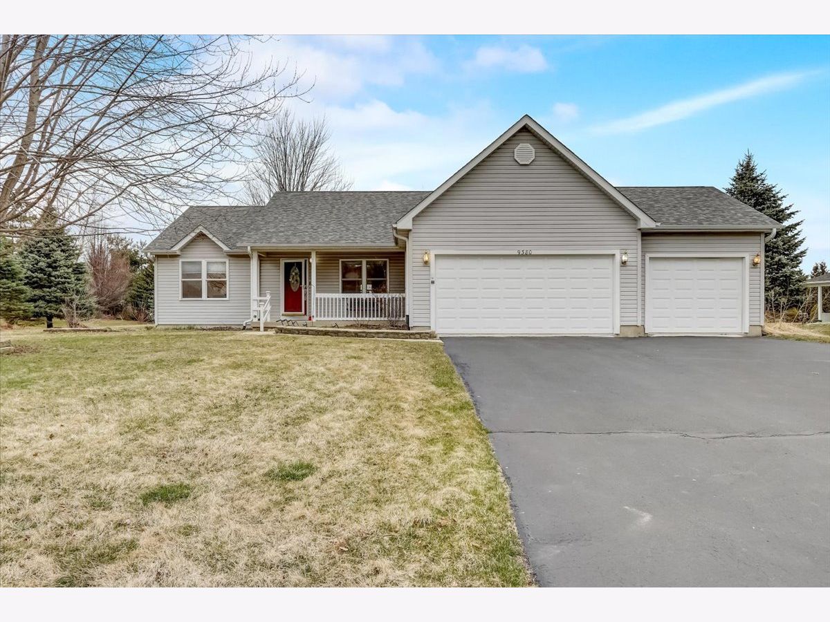 Homes Sold Deerpath Wonder Lake Illinois, 9380 Rachel