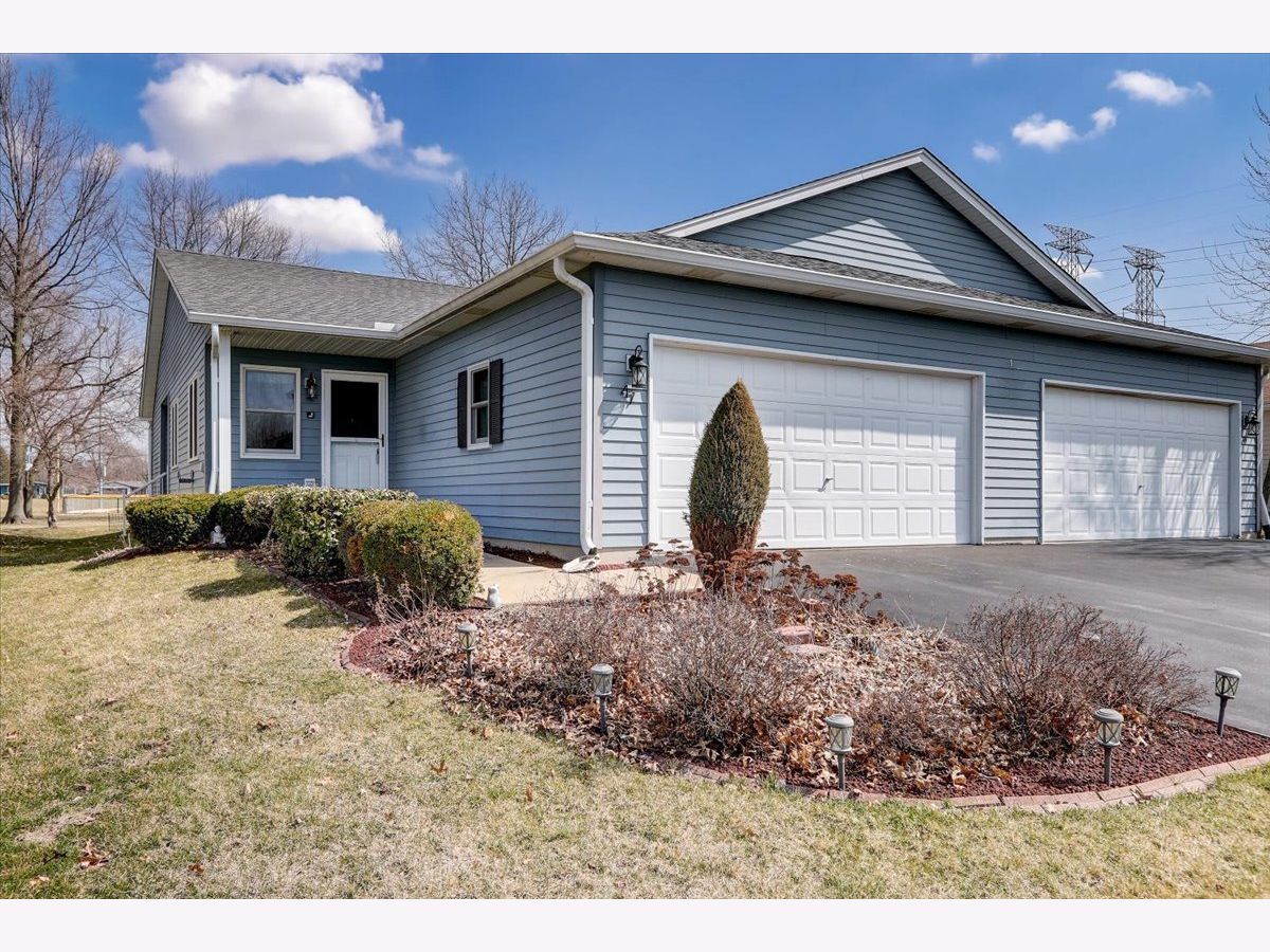 Condos & Townhomes Sold Silver Trail North Aurora Illinois, 47 Juniper