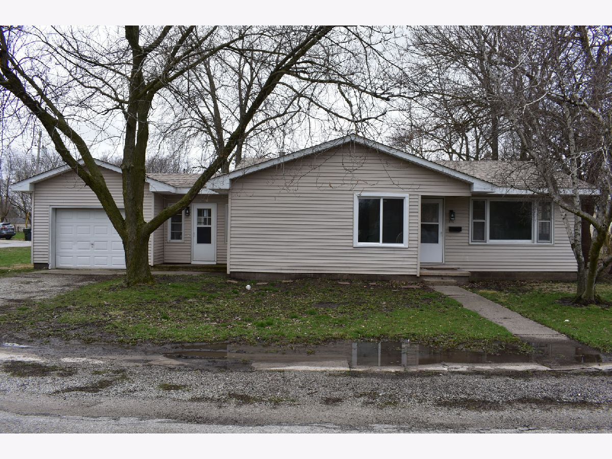  Sold Arcola Illinois, 214 Elm