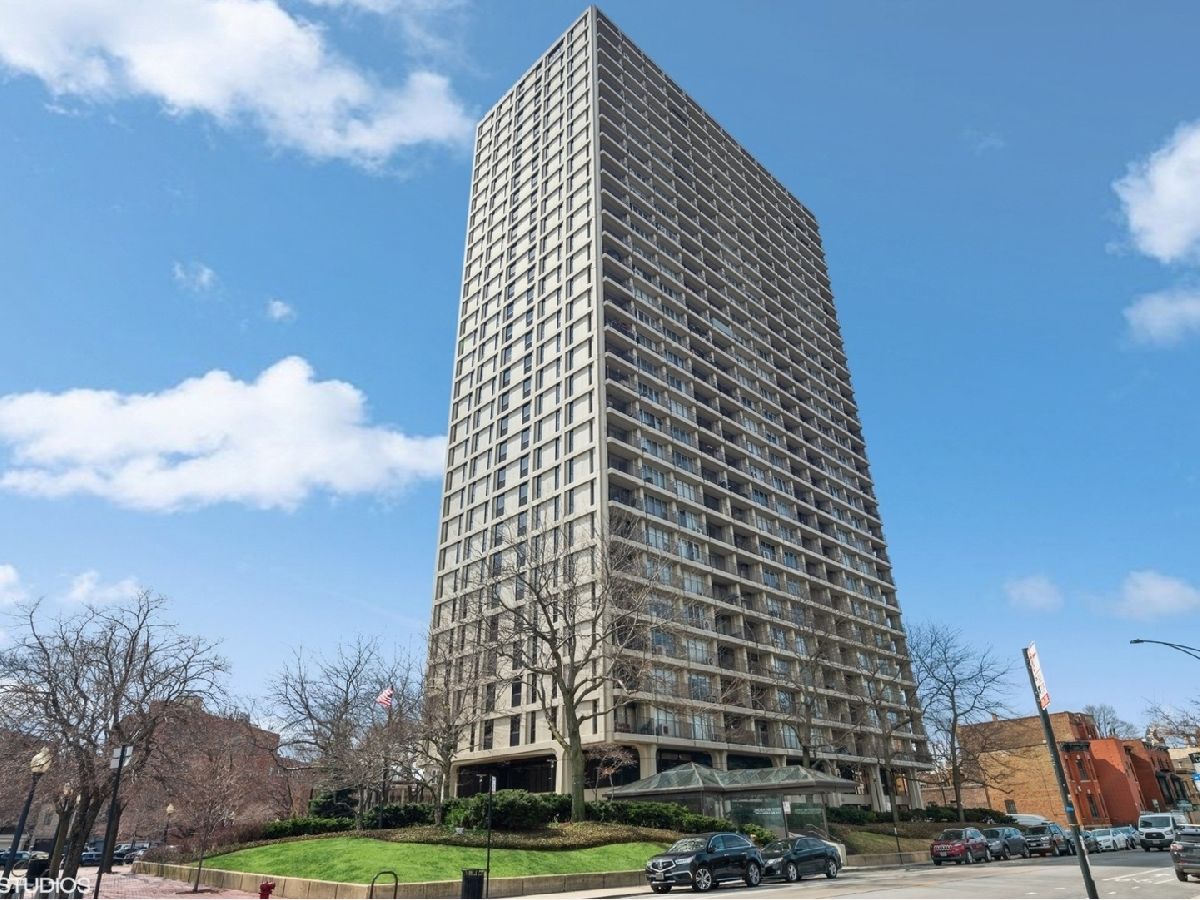 Condominiums Rented Lincoln Park Towers Chicago Illinois, 1960 Lincoln Park West