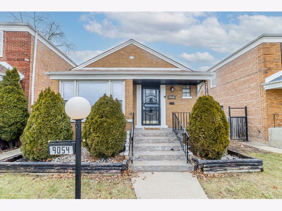 Homes Sold Pill Hill Valley Chicago Illinois, 9054 Merrill