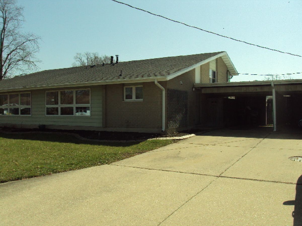 Condos & Townhomes & Homes Sold Golfview Rantoul Illinois, 1612 Golfview