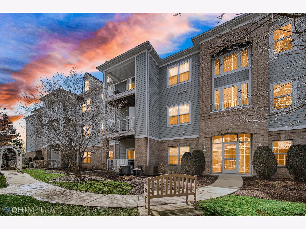 Condominiums Sold Lakeview Place Addison Illinois, 1291 Lake