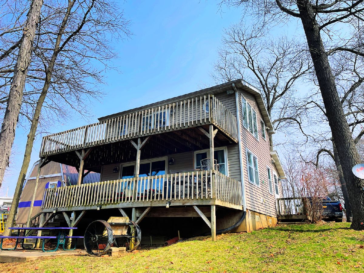  Sold Manville Illinois, 6488-489 3000 North