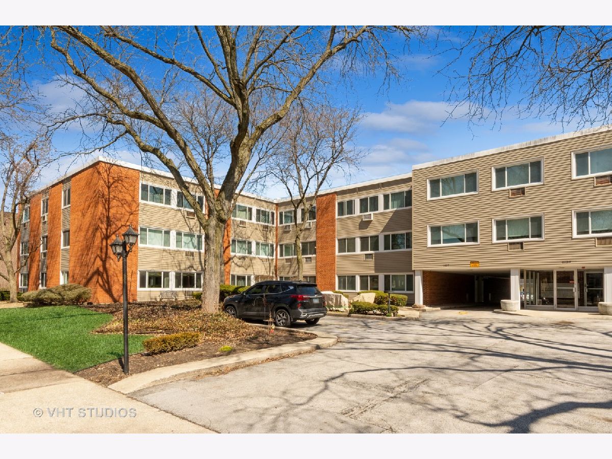 Condos & Townhomes Sold Hawthorne Condos Flossmoor Illinois, 1139 Leavitt