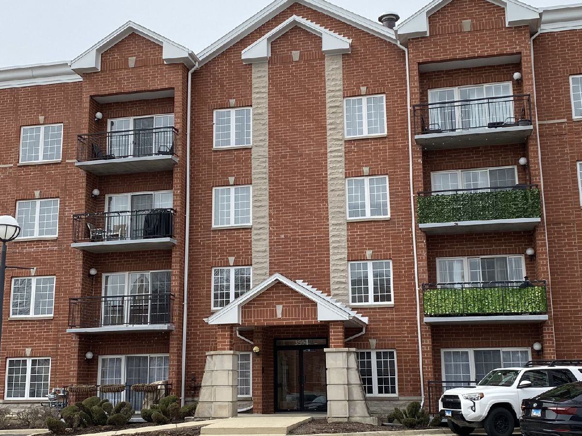 Condos & Townhomes Rented Riverwalk Rolling Meadows Illinois, 3501 Wellington