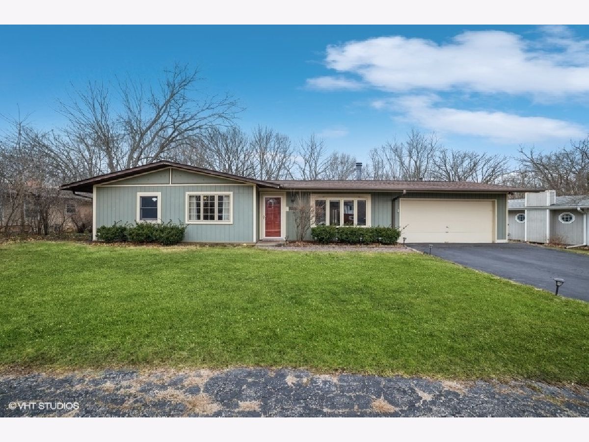 Homes Sold Lakewood Estates Carpentersville Illinois, 1519 Northlake
