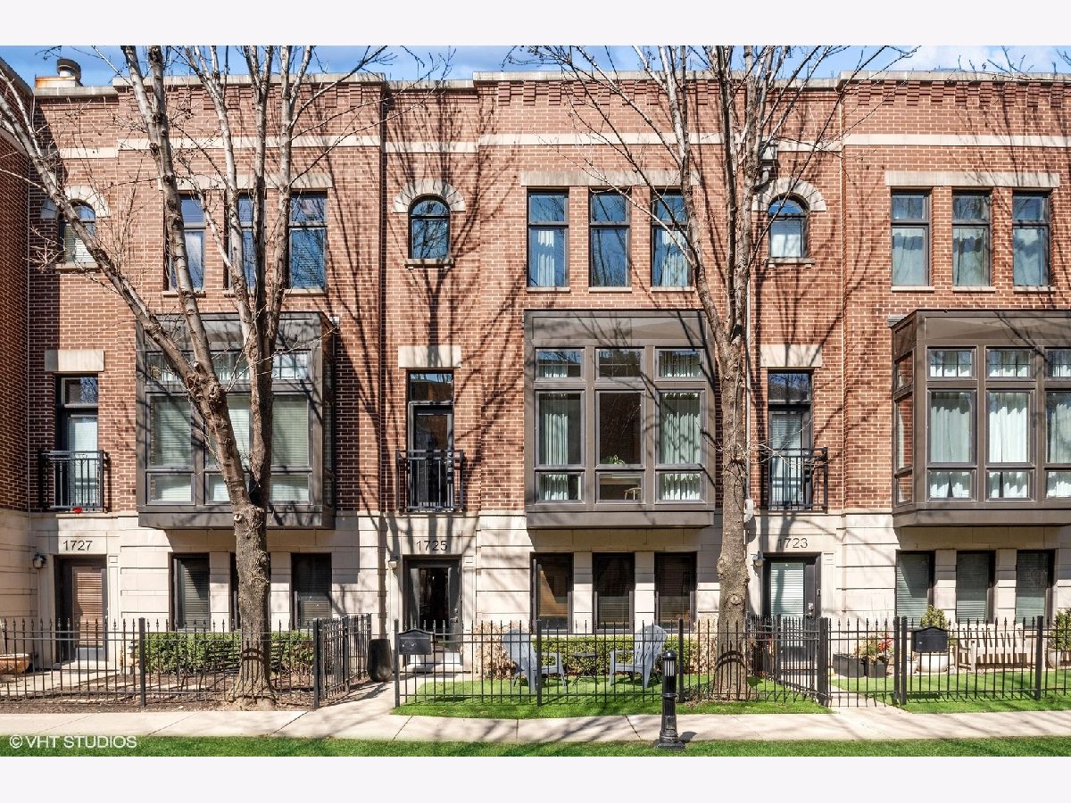 Townhomes & Condos & Homes Sold Columbia Place Chicago Illinois, 1725 Surf
