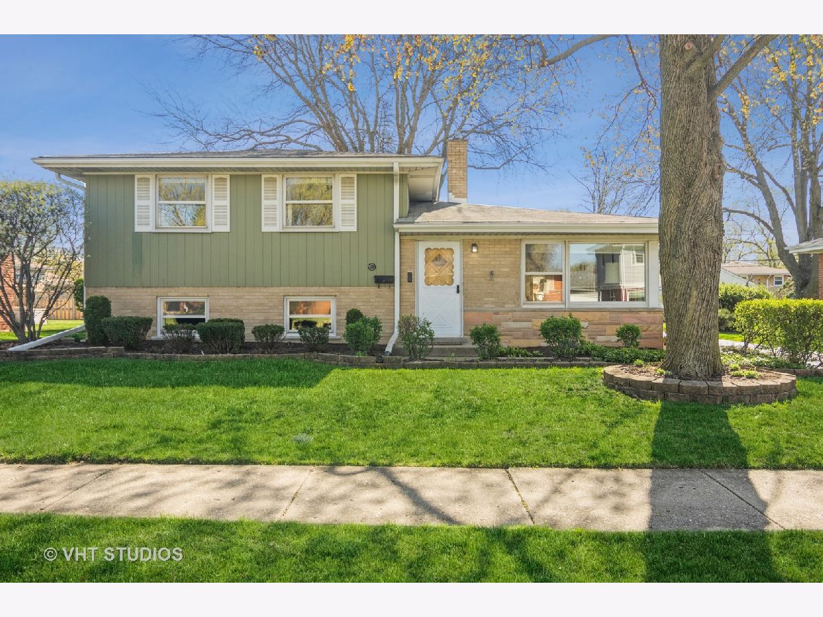 Homes Sold Stoltzner Arlington Heights Illinois, 911 Wilshire