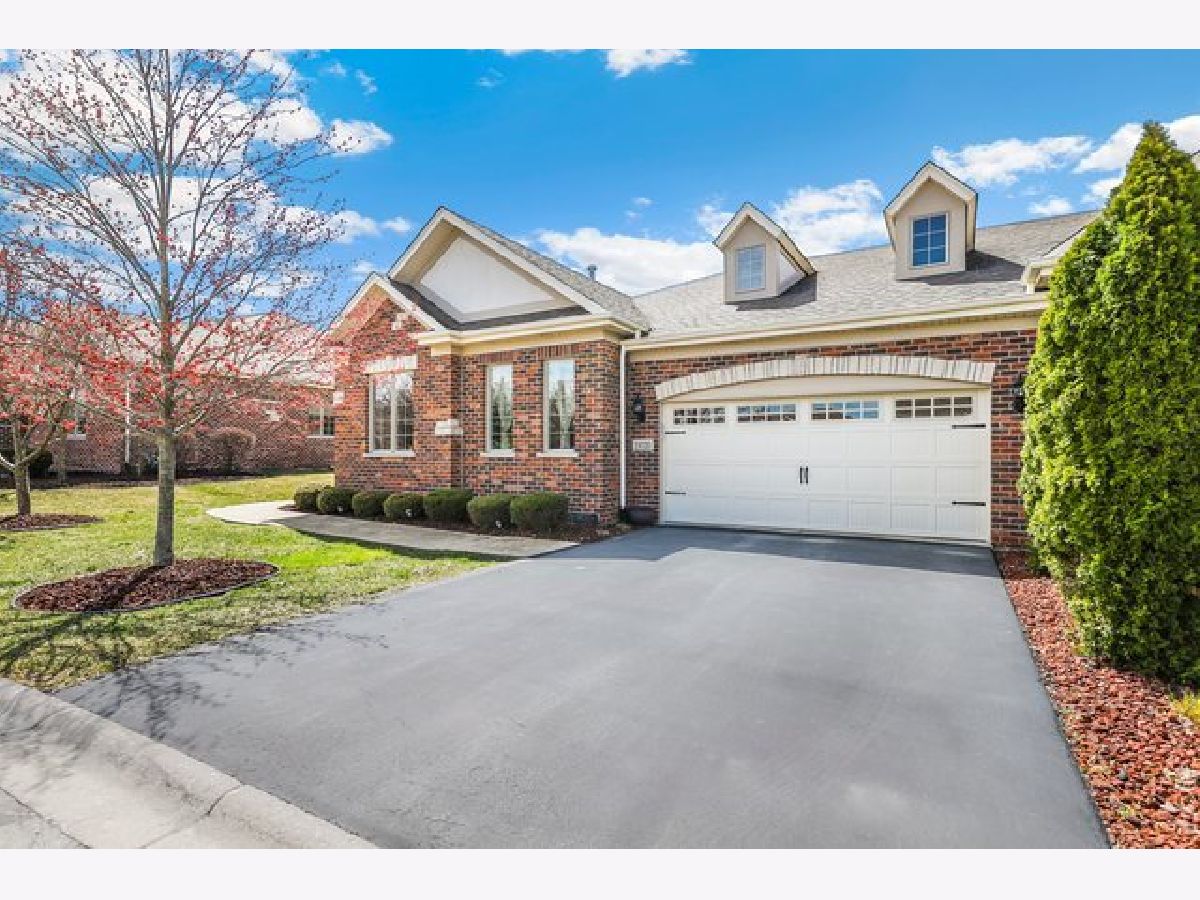 Townhomes & Homes Sold Whisper Creek Mokena Illinois, 19320 Whisper Creek