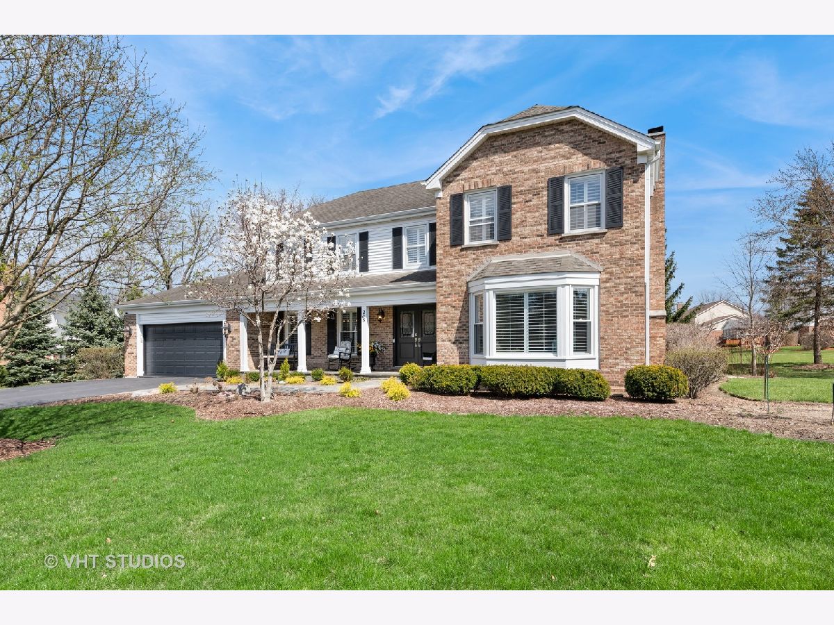 Homes Sold Tall Trees Barrington Illinois, 205 Tall Trees