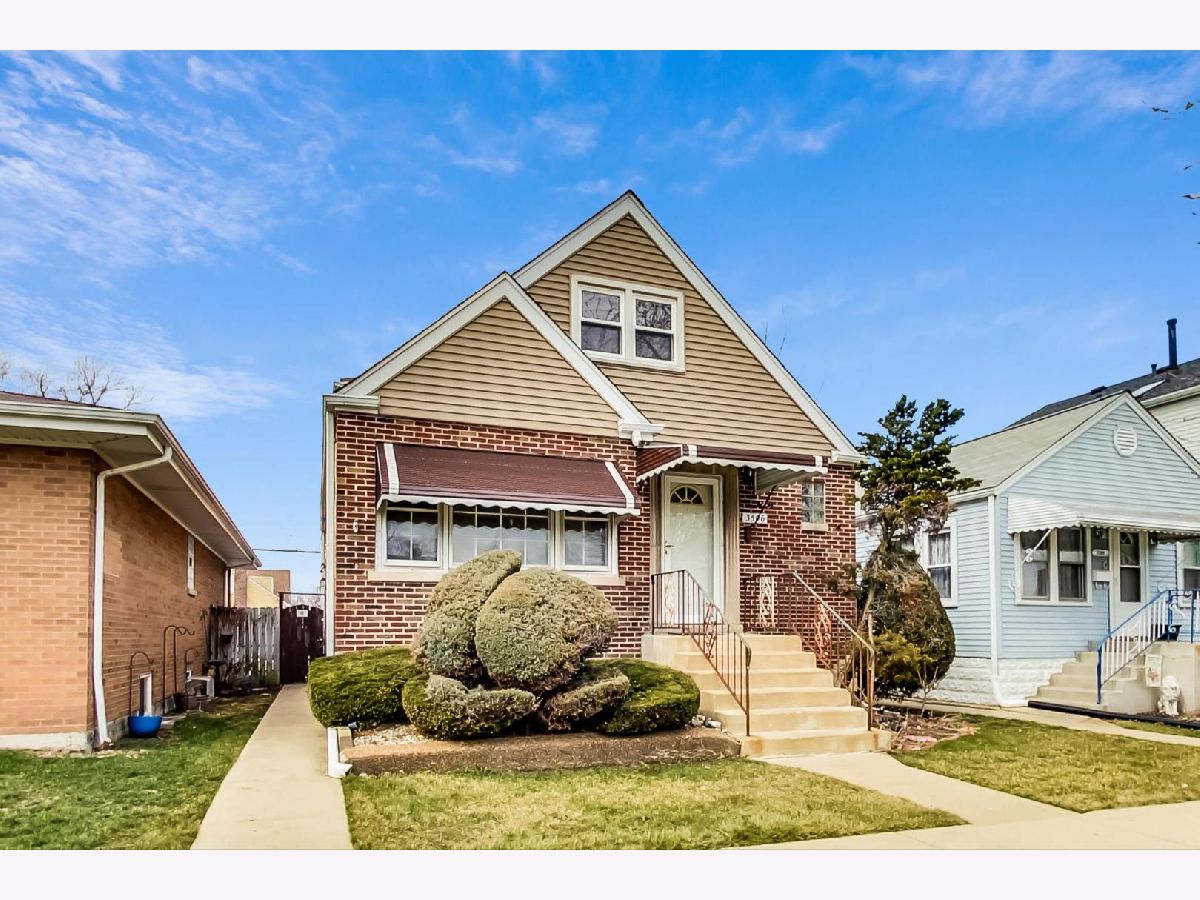 Homes & Condominiums Sold Belmont Heights Chicago Illinois, 3506 Ozark