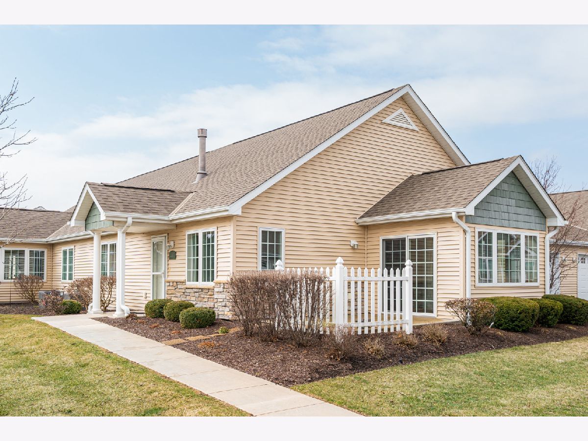 Condominiums Sold Somerset Farm Sycamore Illinois, 2171 Waterbury