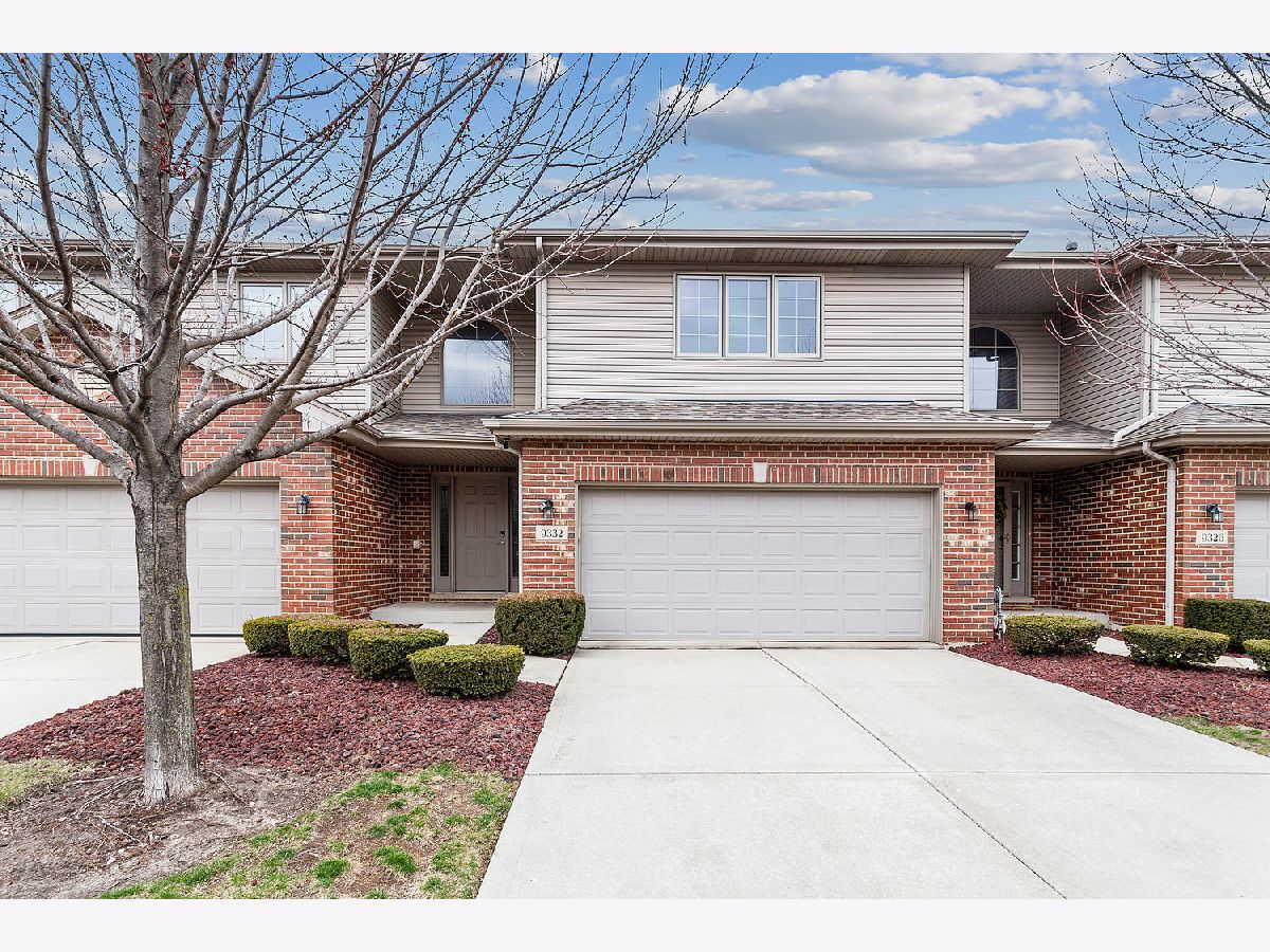 Townhomes Sold Caledonia Meadows Tinley Park Illinois, 9332 Finbar